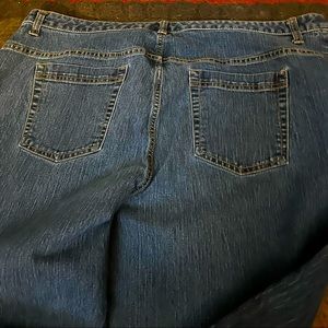CJ Banks Jeans Size 20.